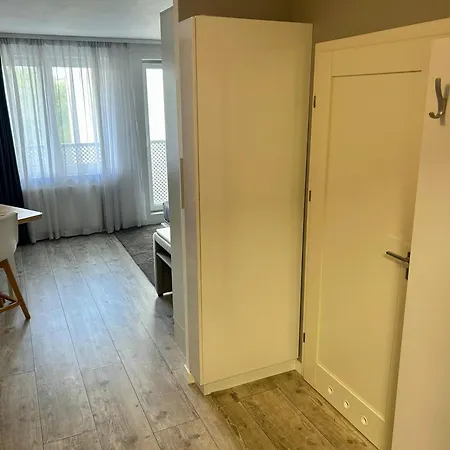 Champion-free Parking-posciel Hotelowa