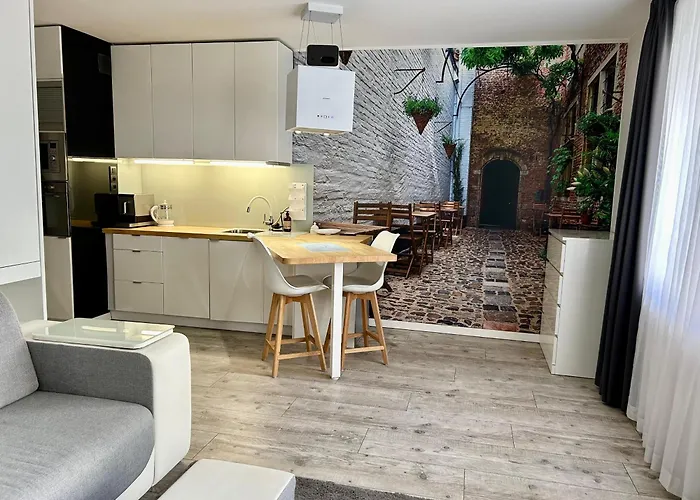 Champion-free Parking-posciel Hotelowa *